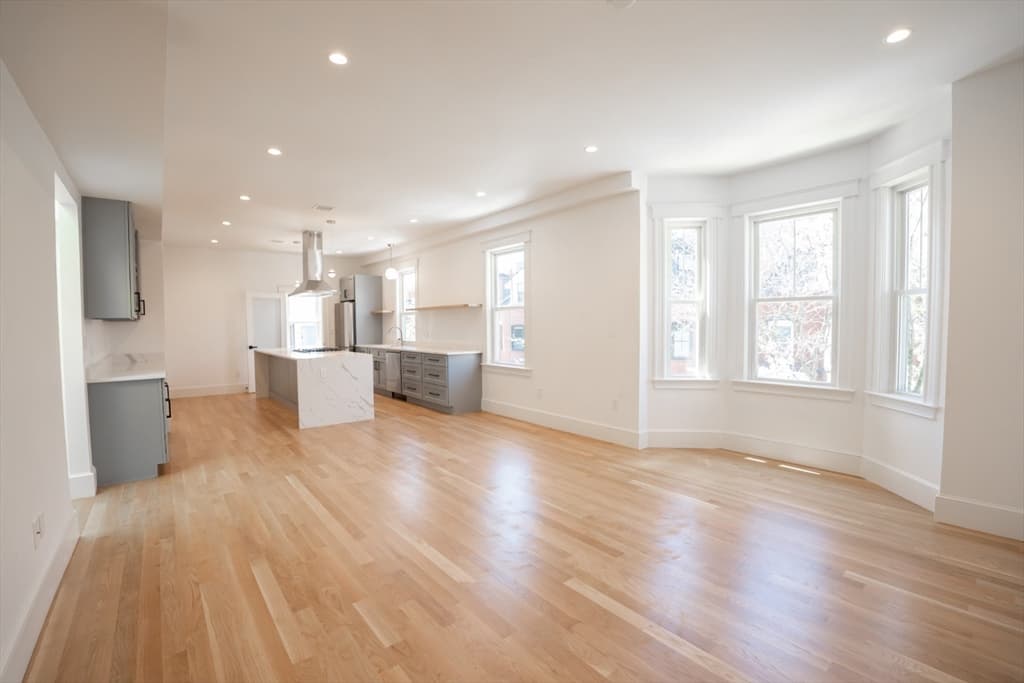 717A East 5th #A photo 4