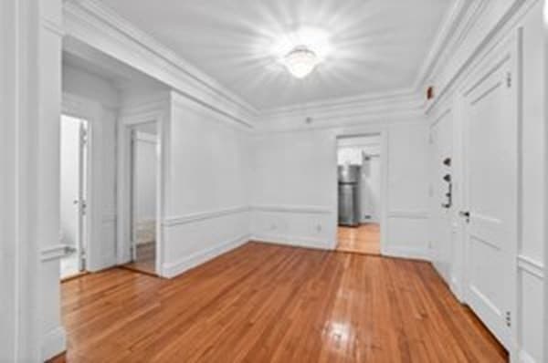 180 Commonwealth Ave #16 photo 4