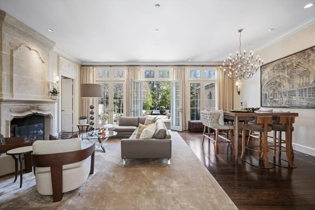 120 Cabot Street photo 2