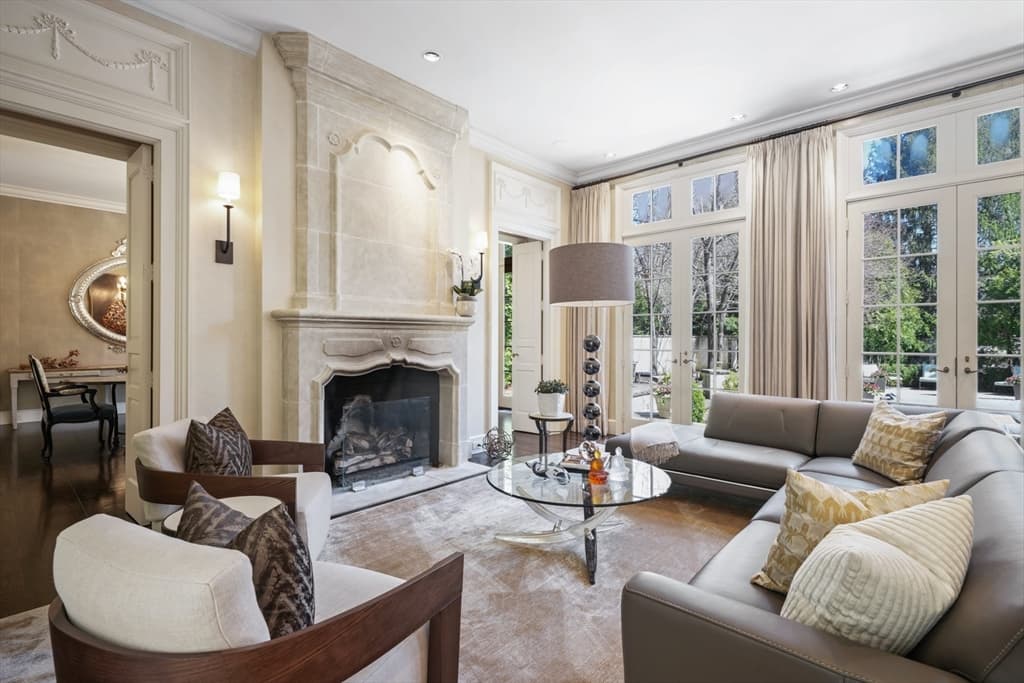 120 Cabot Street photo 3