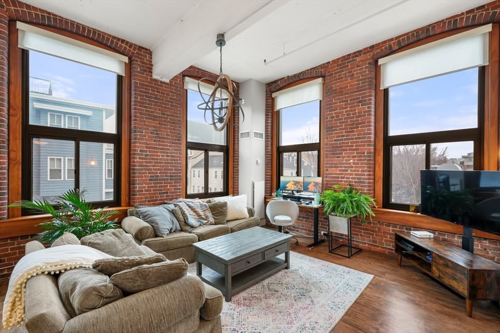 320 W Second #205