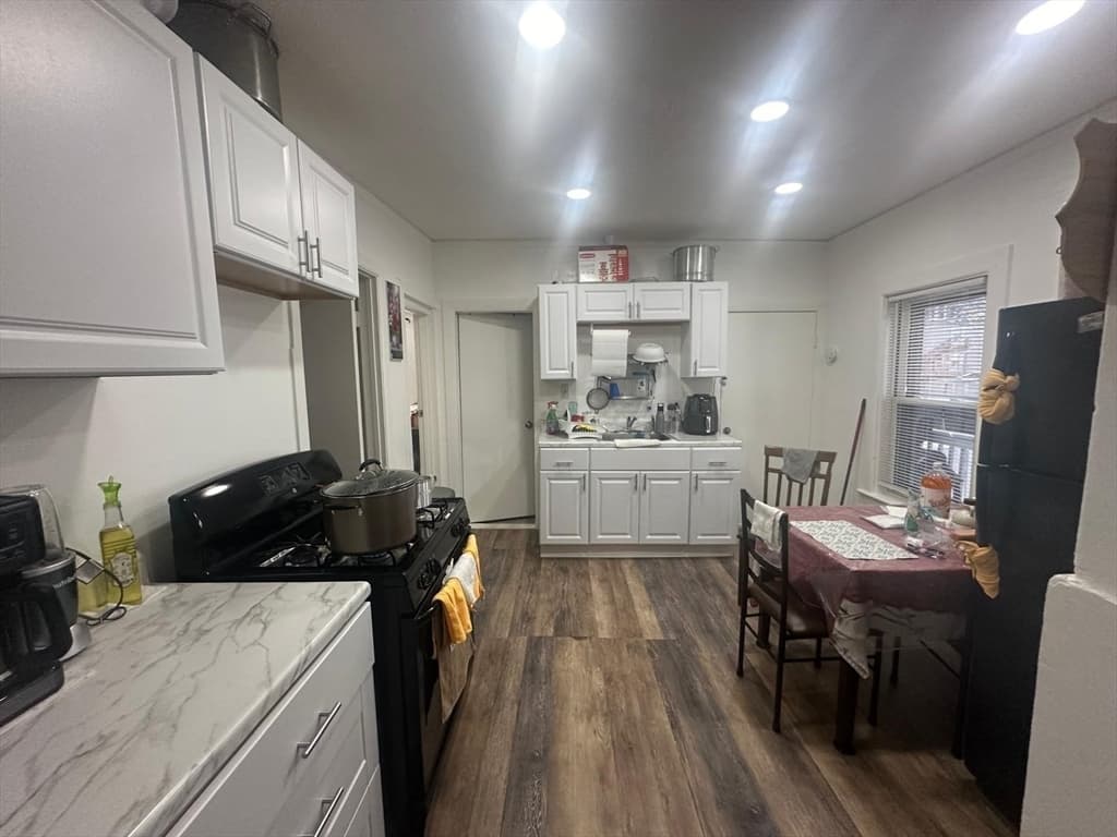 39 Jones Rd photo 3