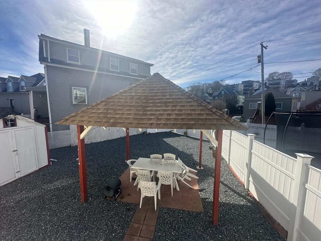 39 Jones Rd