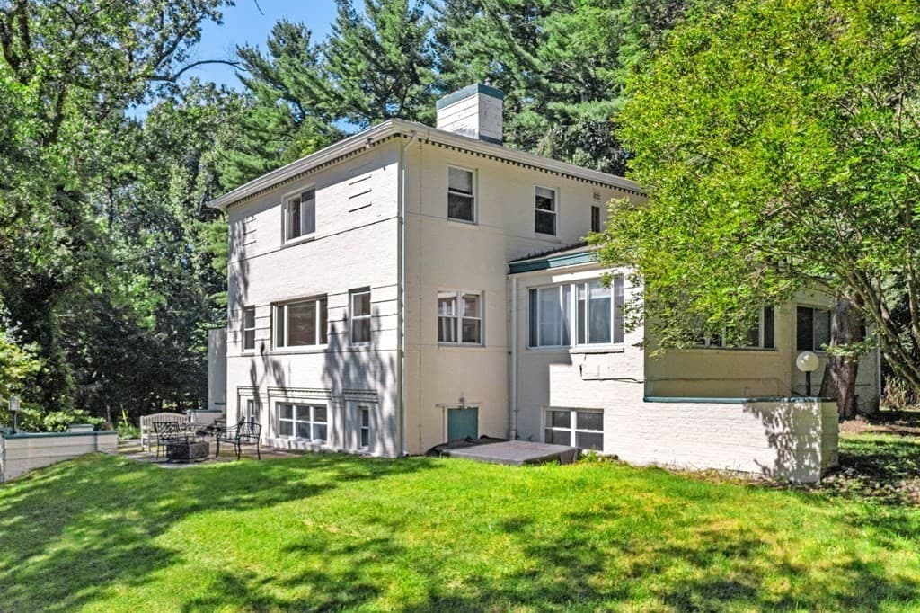 120 Goulding St photo 4