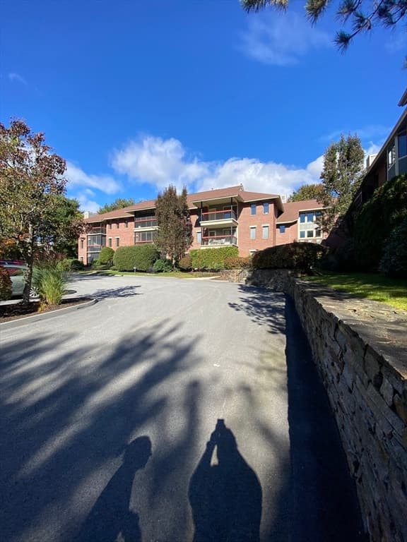 770 Salisbury St #U: 573 photo 3