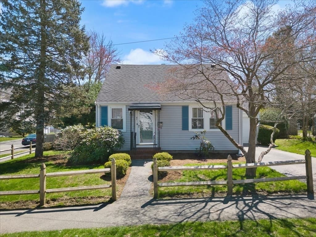 47 Dresser Ave photo 4