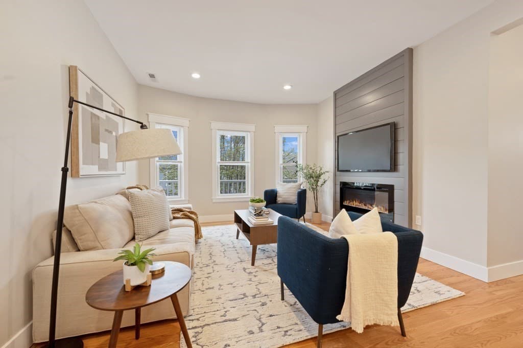 37 Teele Avenue #37 photo 4