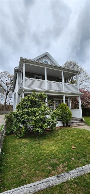 60 Benefit St photo 2
