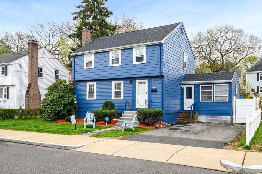 19 Huntley St