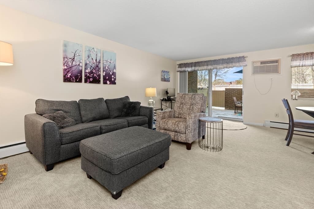 64 Main St #14B photo 5