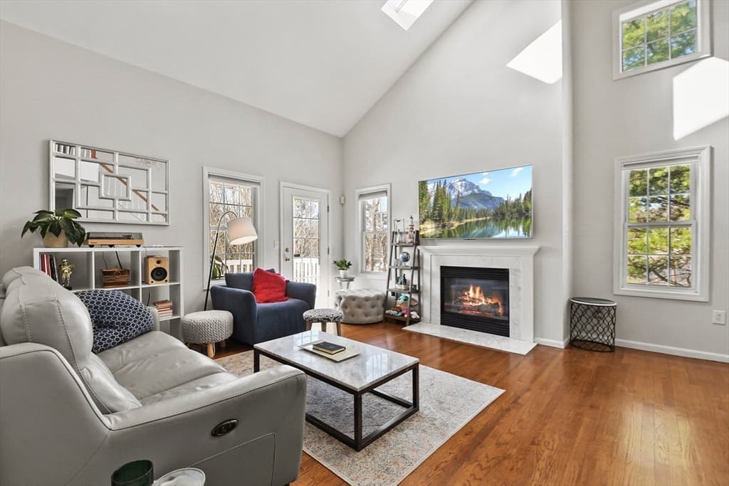 31 Village Dr #31