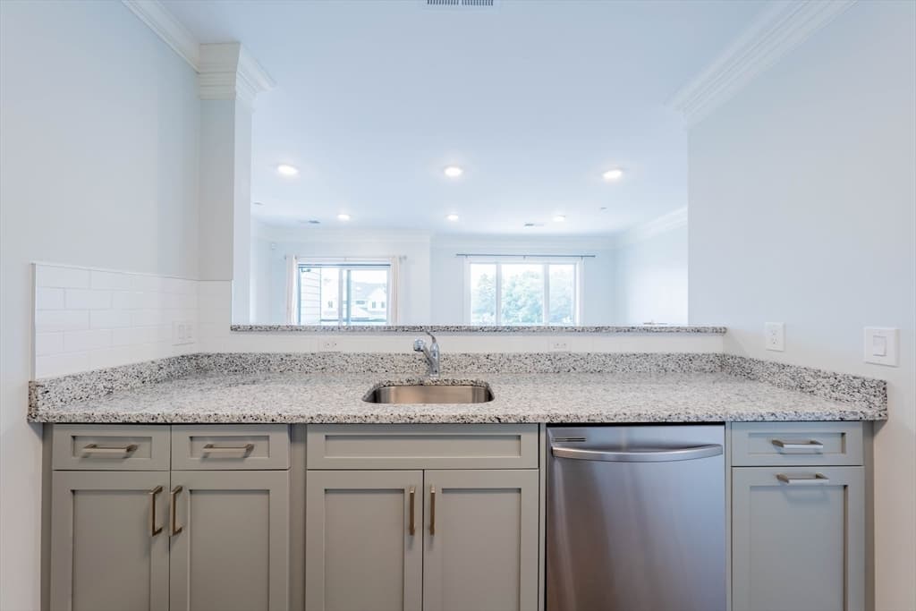 18 Hennery Way #B photo 3