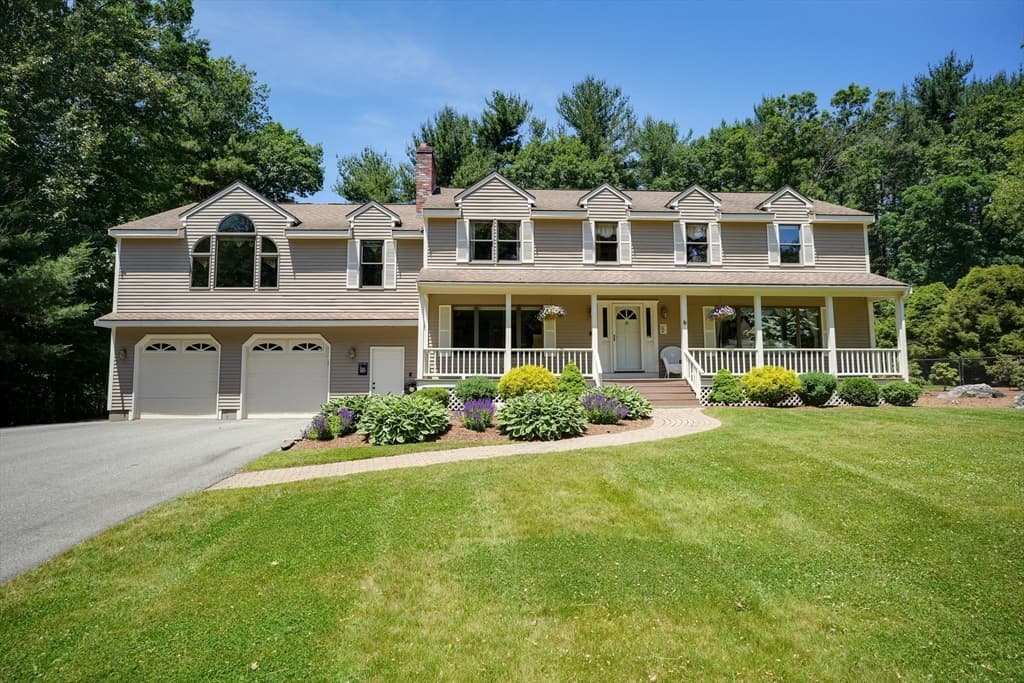 6 Patchs Pond Lane