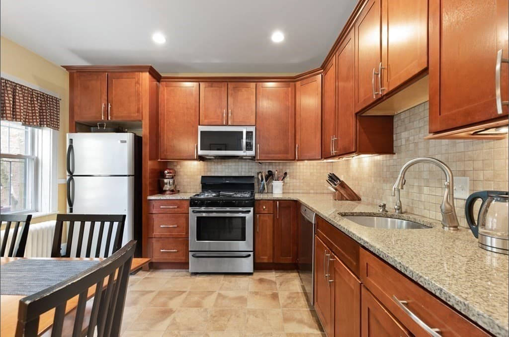100 Washington St #3