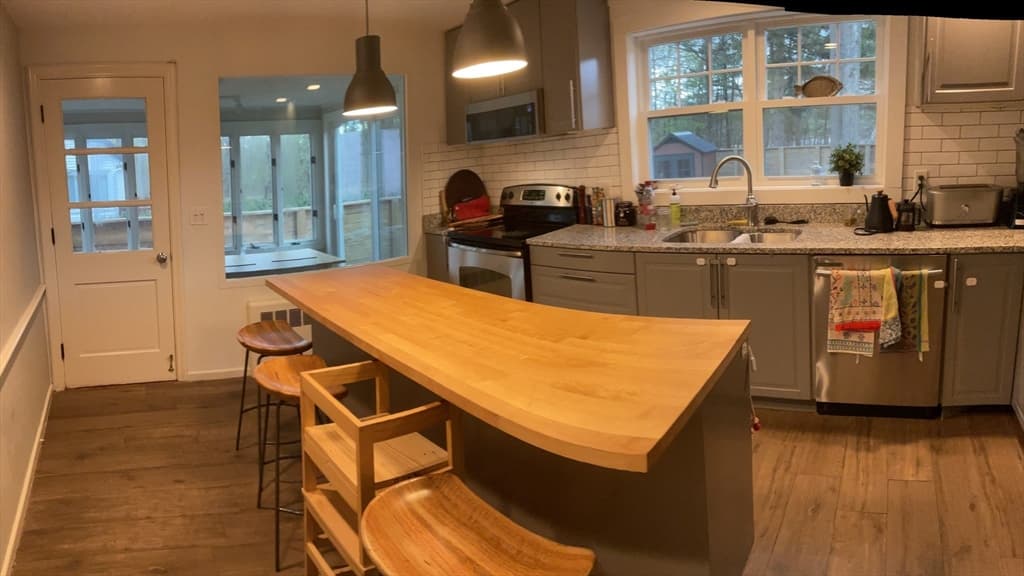 110 Clearwater Rd #0 photo 3