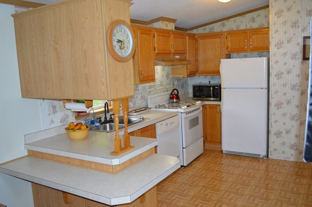 139 Wesley Circle photo 5