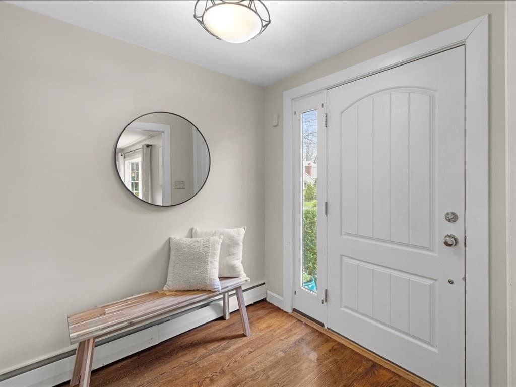 16 Shorewood Road photo 3