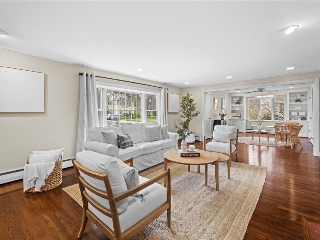 16 Shorewood Road photo 5