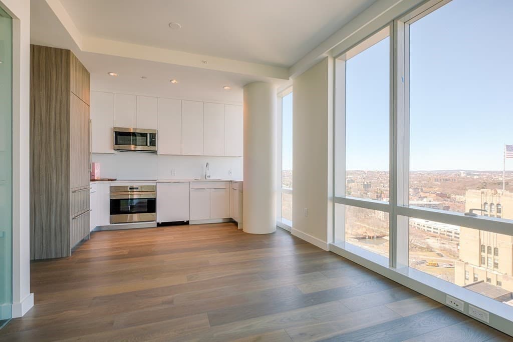 188 Brookline Ave #21G photo 2