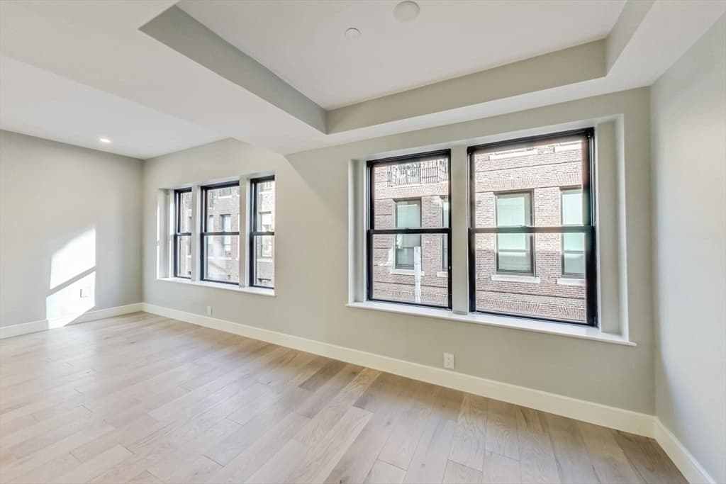14 N Bennet St #3 photo 5