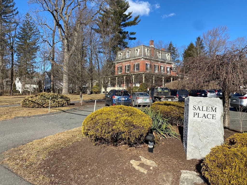 664 Main St #57
