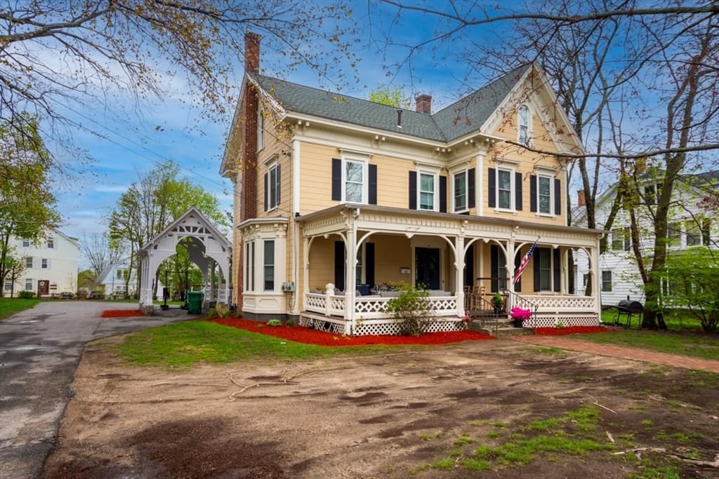 106 Walnut St photo 2