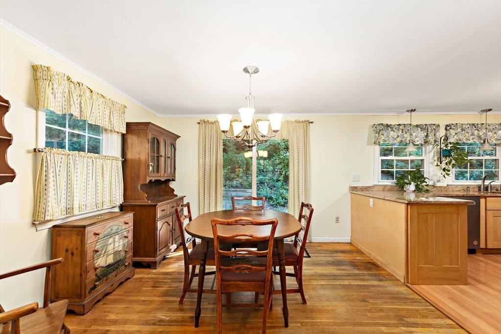 102 Turtleback Rd photo 5