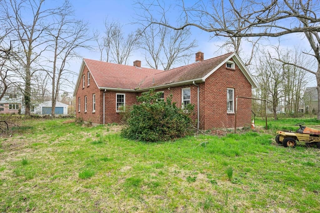 124 Bryant St photo 5