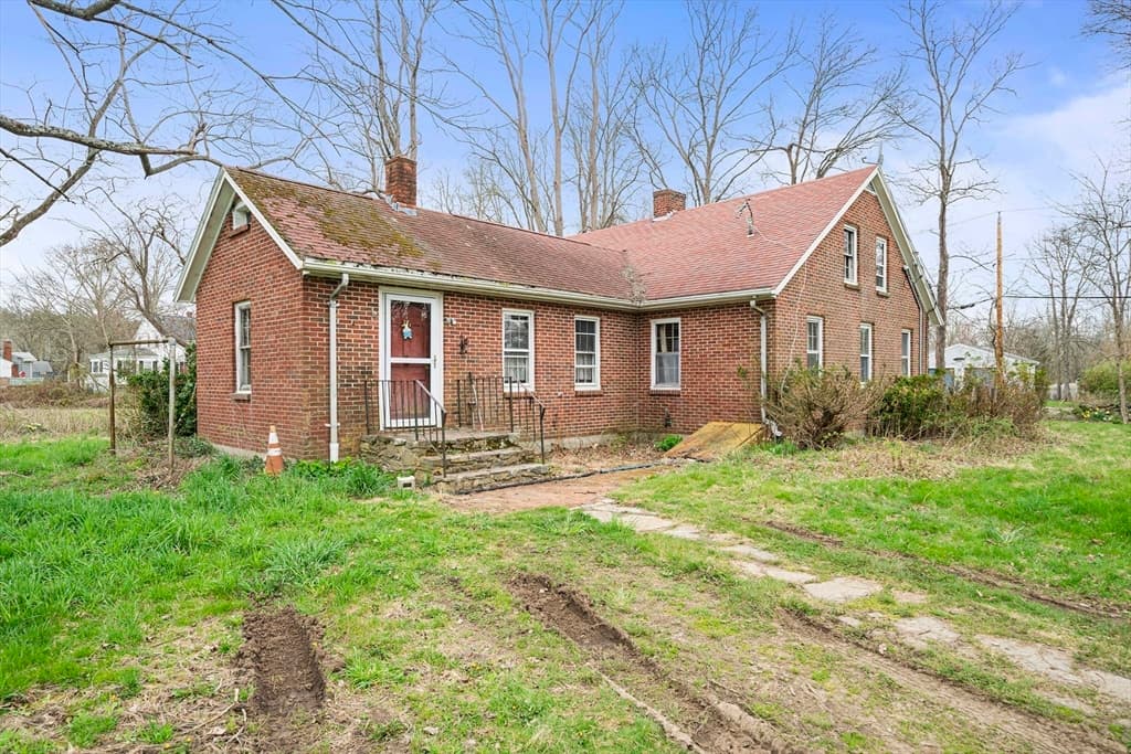 124 Bryant St photo 4