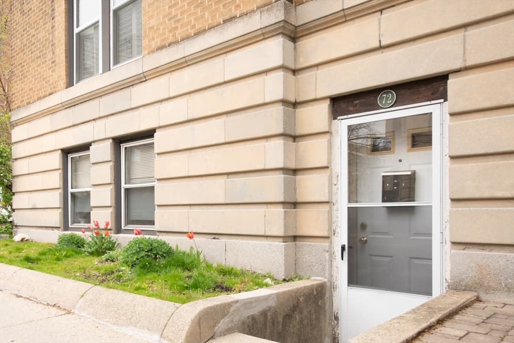72 Longwood Ave #72 photo 2