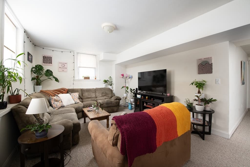 72 Longwood Ave #72 photo 5
