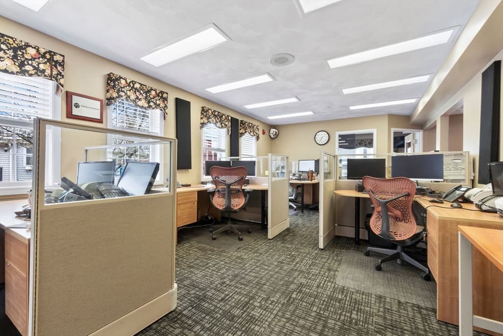 297 Broadway photo 2