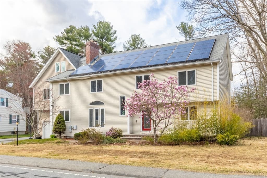 12 Beaverbrook Rd