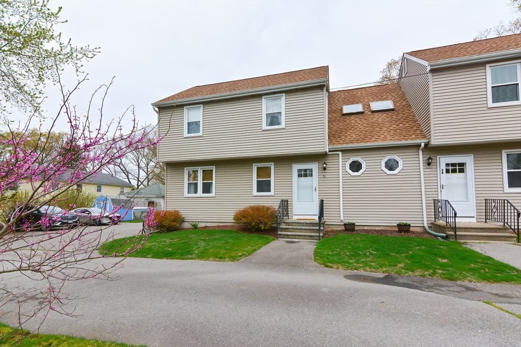20 Morris Ave #20