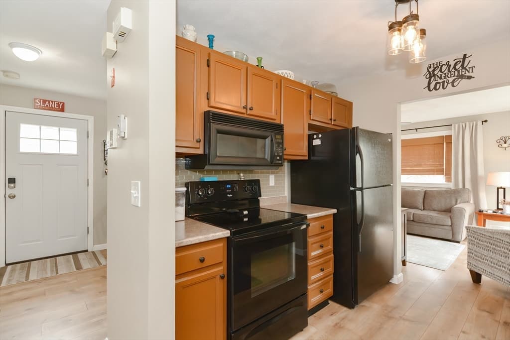 20 Morris Ave #20 photo 5