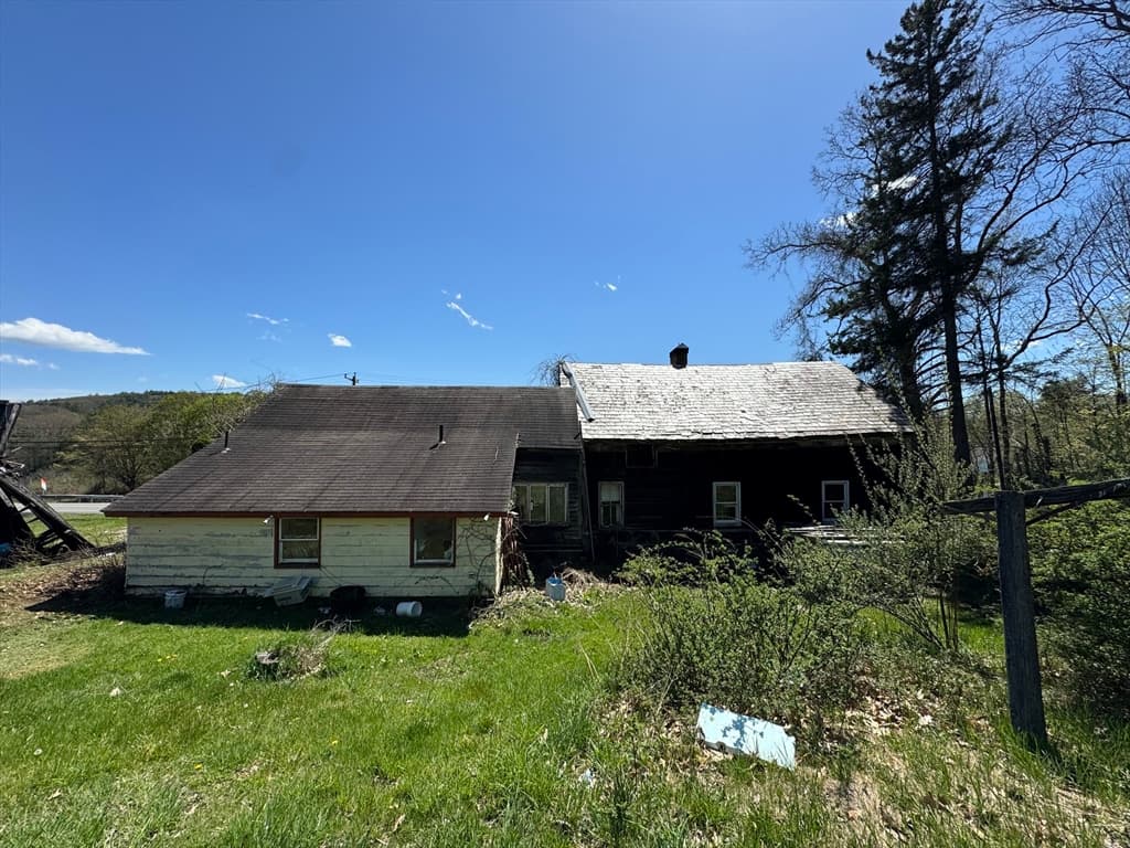 2151 Route 2 photo 3