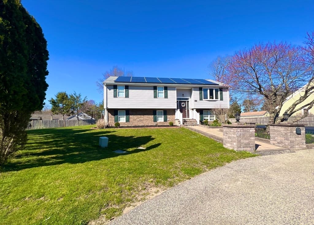 59 Michele Dr photo 5