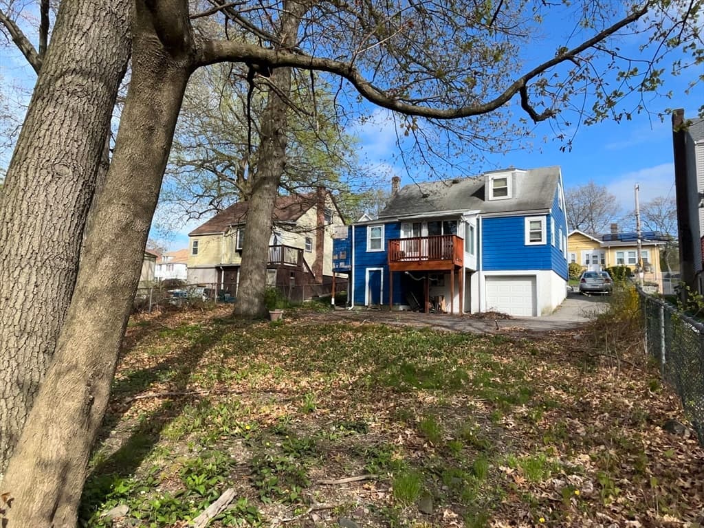 83 Lorna Rd photo 2