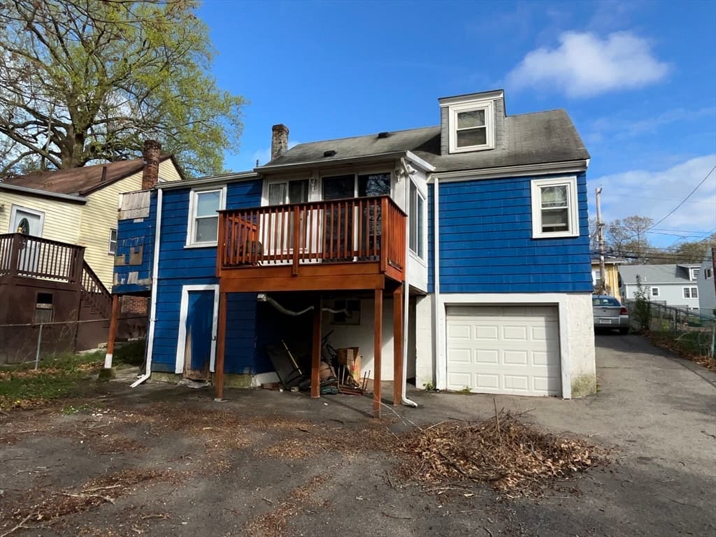 83 Lorna Rd photo 3