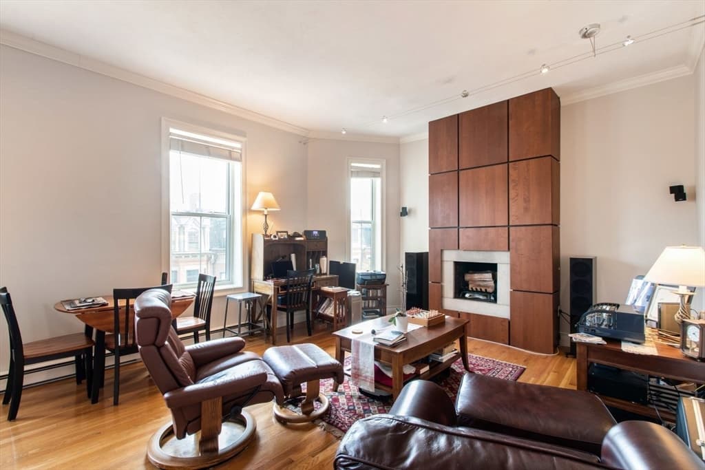 78 Berkeley Street #7 photo 3