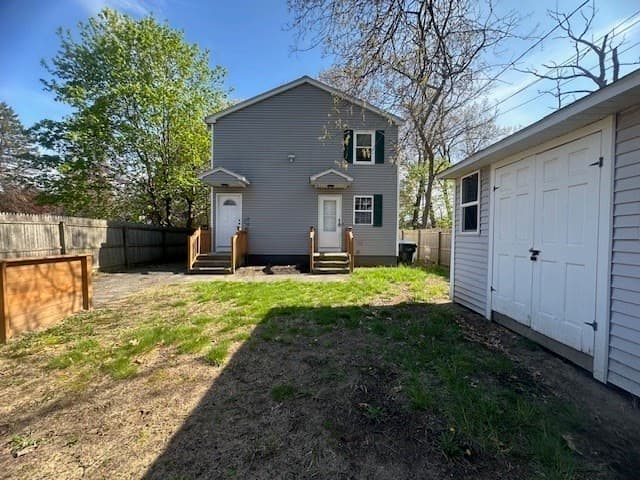 15-17 Otis Ct #15