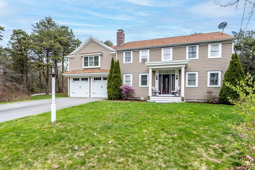 72 Bassett Ln photo 2