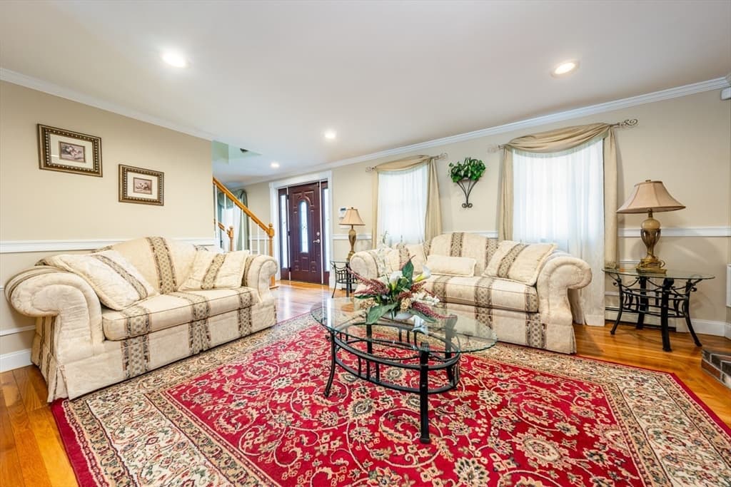 72 Bassett Ln photo 5
