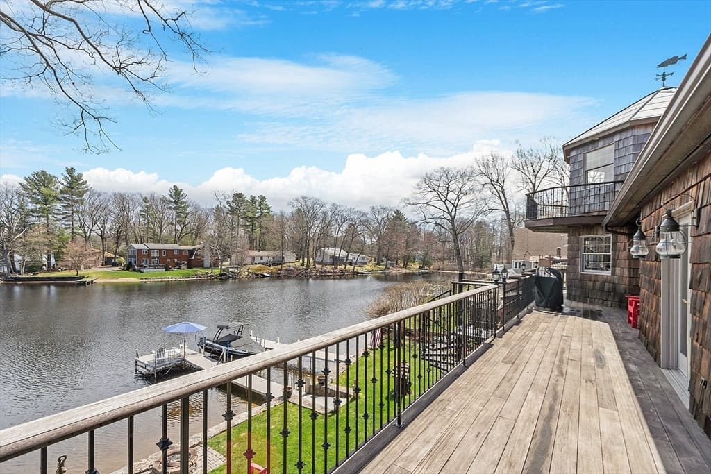 36 Lake Sargent Dr photo 5