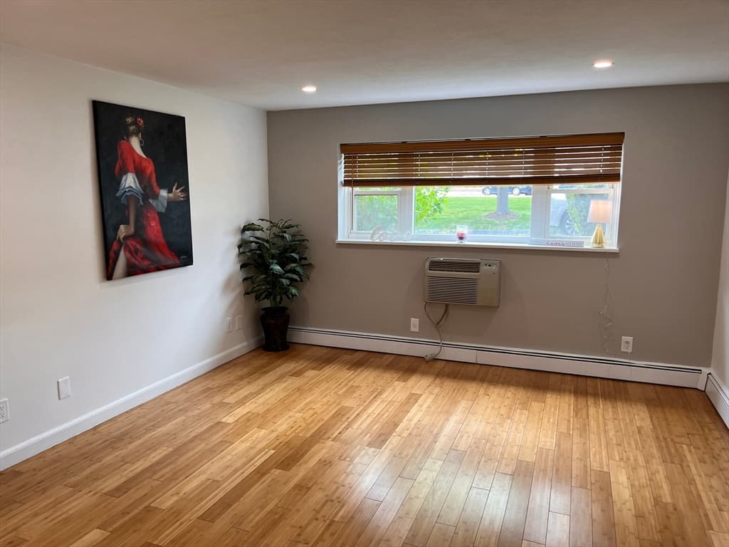 41 Warren Street #B2 photo 3