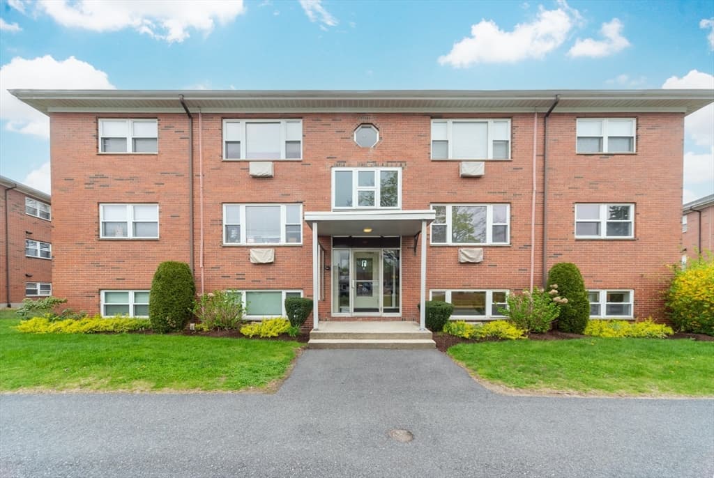 41 Warren Street #B2