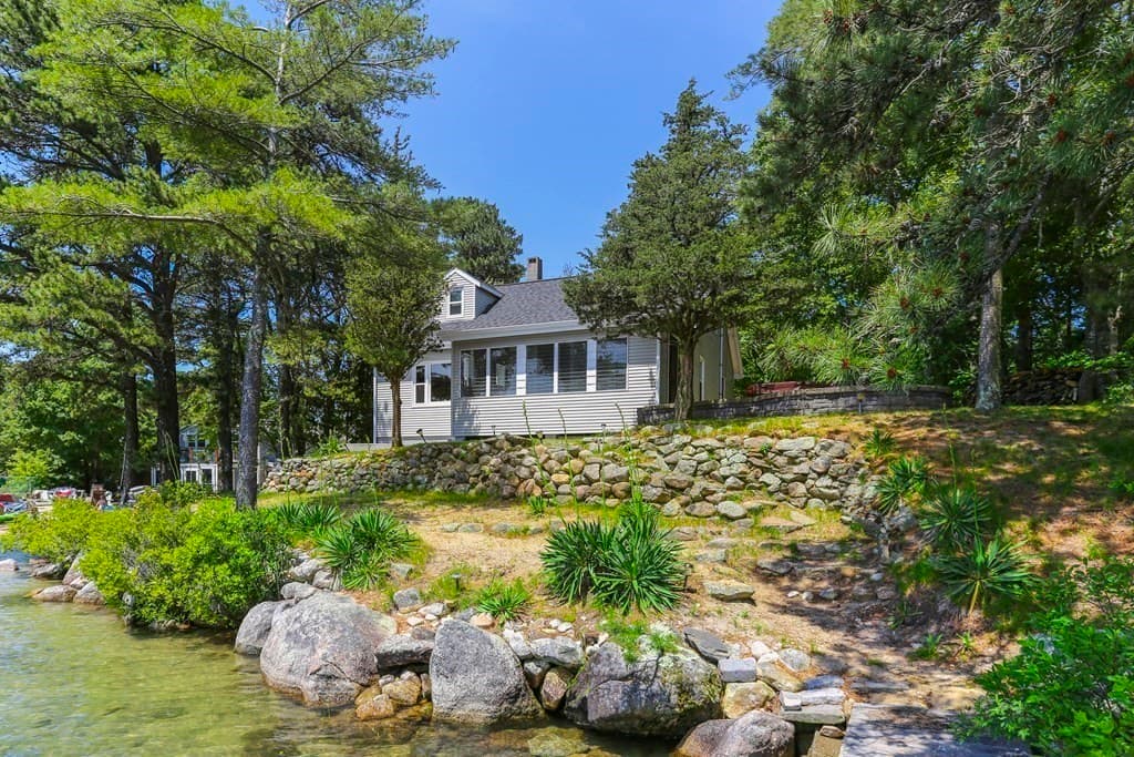 18 Scarlet Dr photo 2