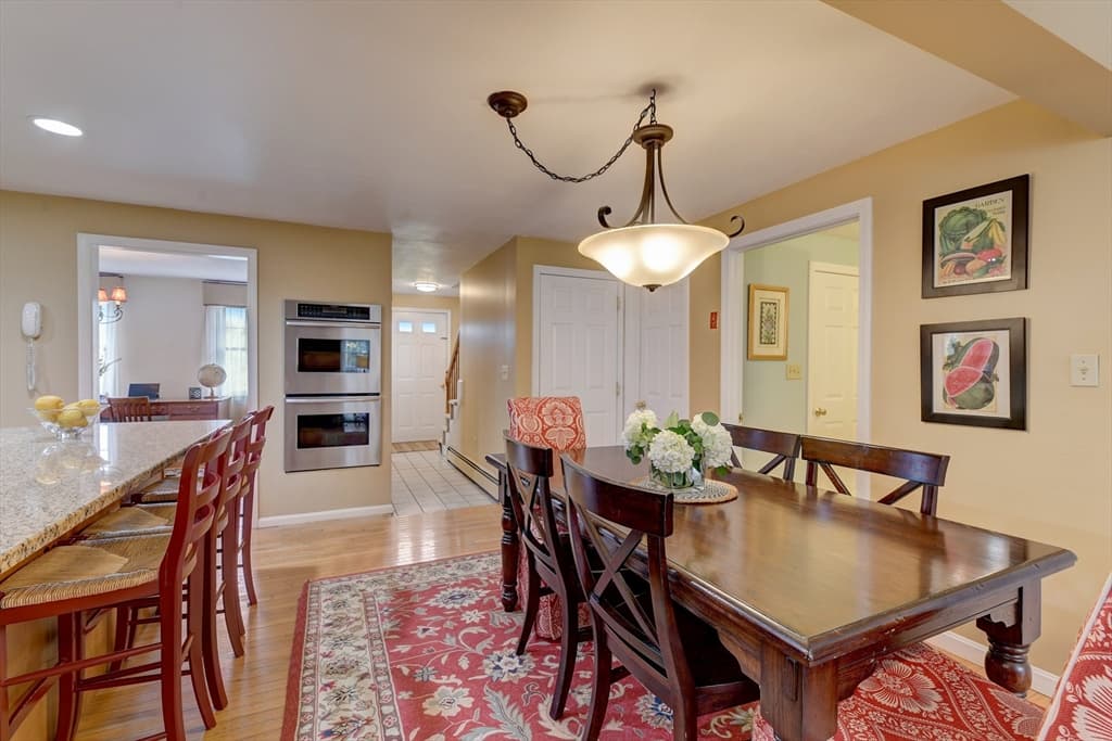 9 Longview Circle photo 4
