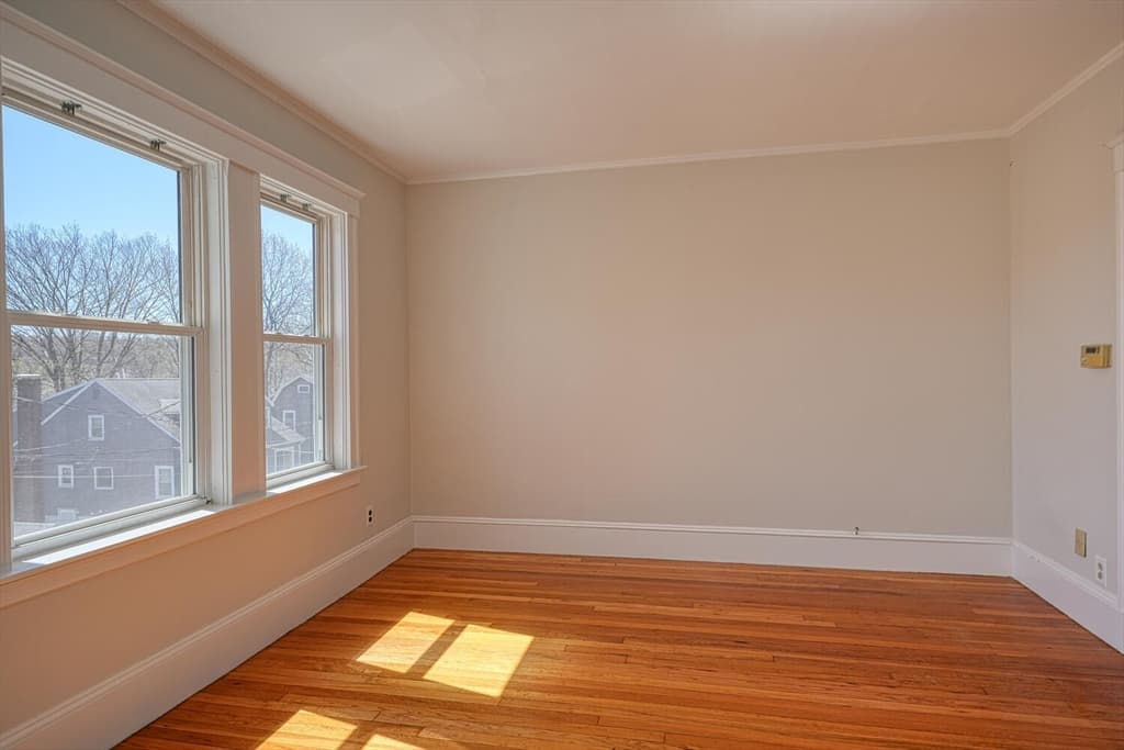 48 Alpine Street #2 photo 3