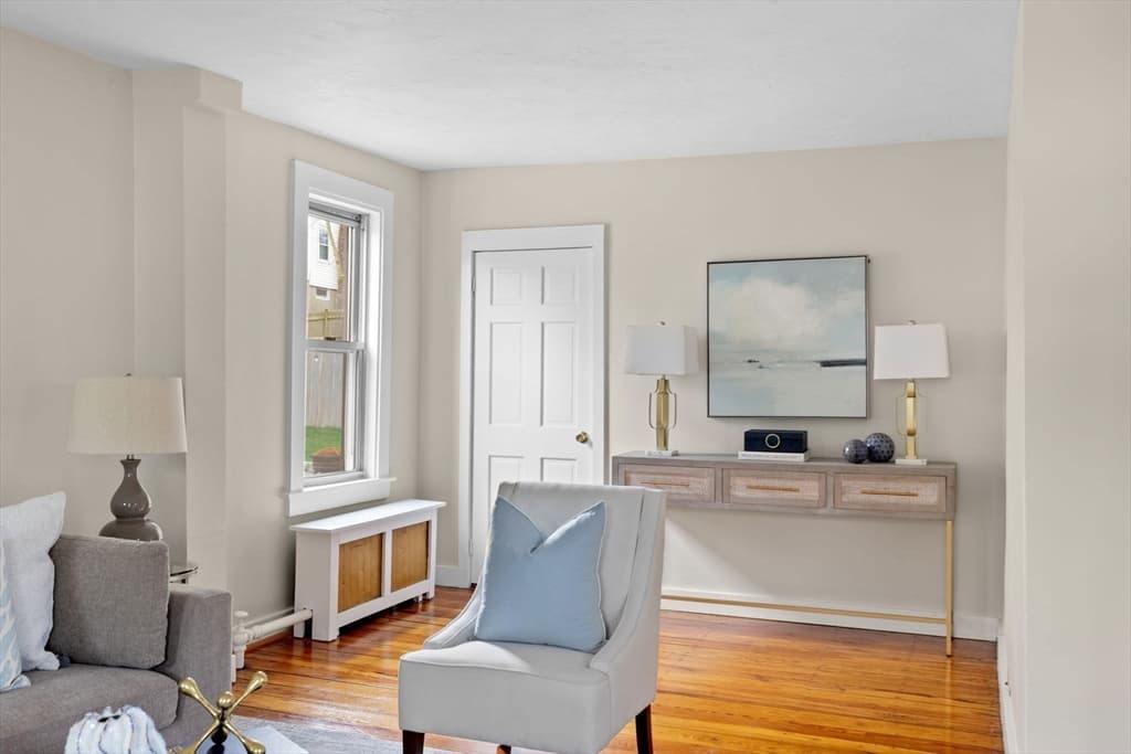 15 Denmark Ave. photo 3